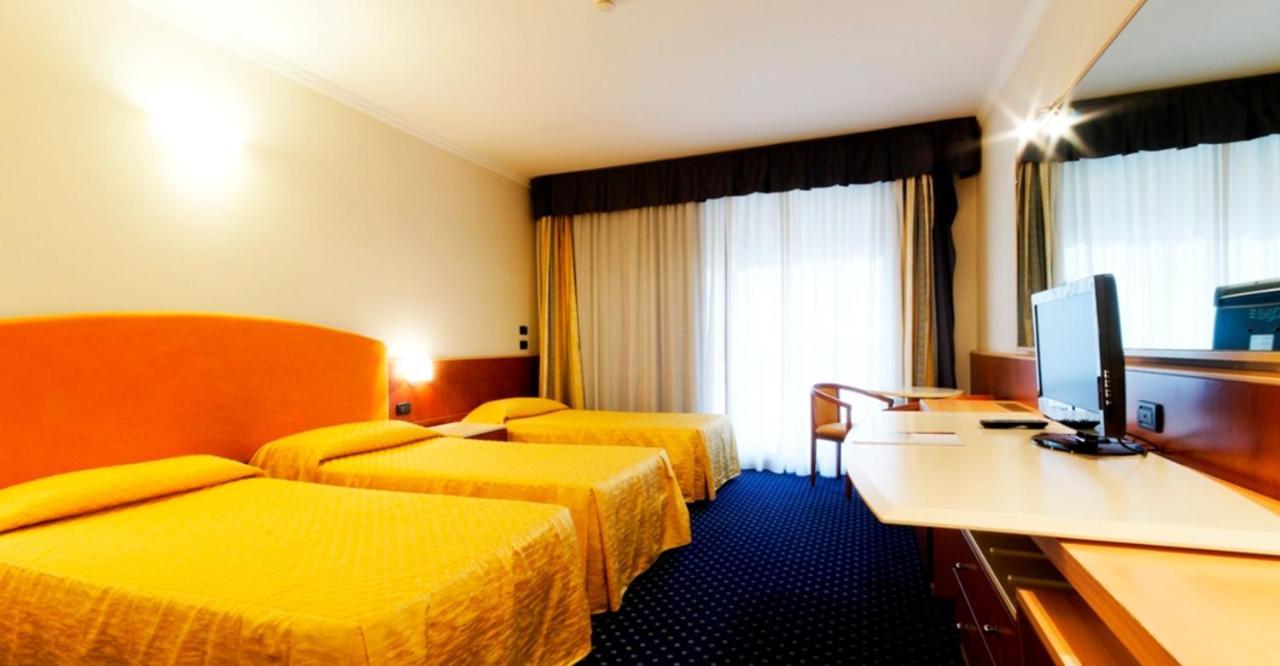 Eurocongressi Hotel Cavaion Veronese Eksteriør billede