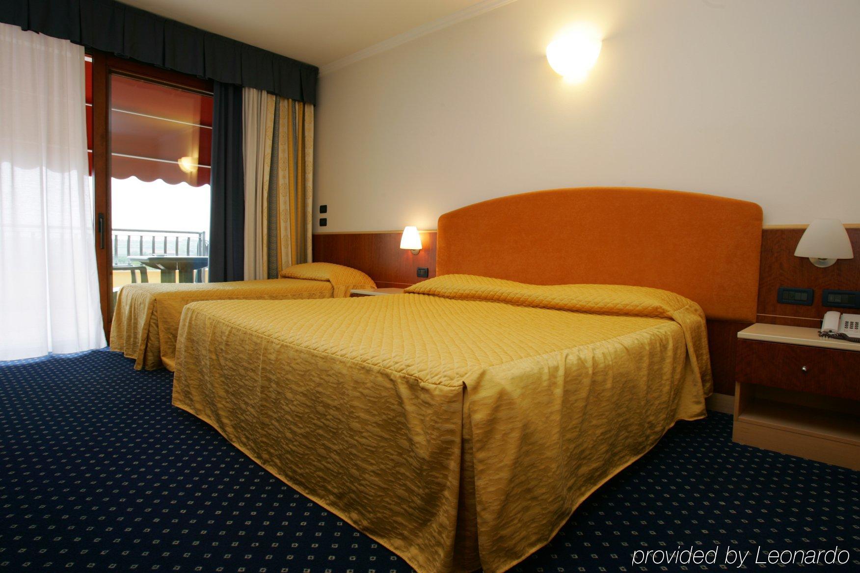 Eurocongressi Hotel Cavaion Veronese Eksteriør billede